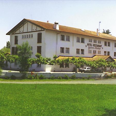 Hotel Pyrenees Atlantique Saint-Pee-sur-Nivelle Bagian luar foto