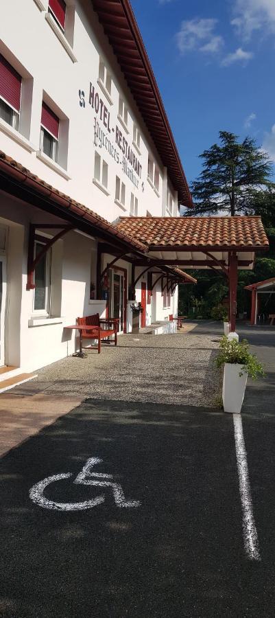 Hotel Pyrenees Atlantique Saint-Pee-sur-Nivelle Bagian luar foto